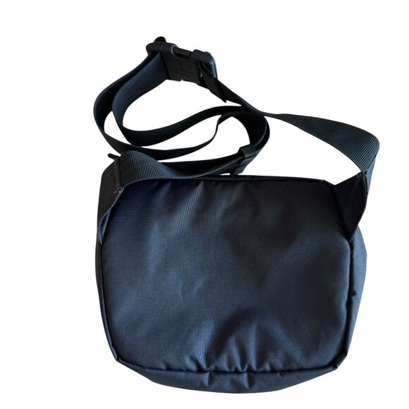 Herschel Waist Pack Fanny Pack Bum Bag Chest Shoulder Travel Bag Zip Adjustable - Picture 2 of 12